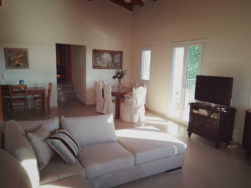 Sime Villa Private Beach Agios Nikolaos  Ngoại thất bức ảnh
